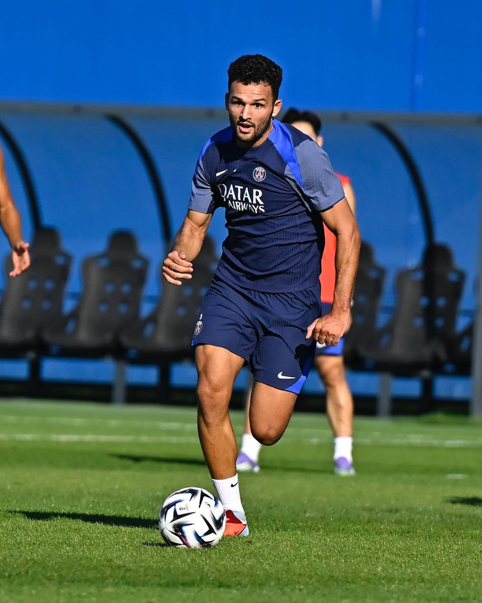 bob体育官网-巴黎圣日耳曼擒下巴黎圣日耳曼势不可挡的简单介绍